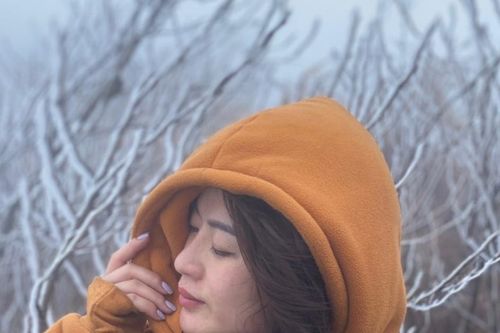 Cận cảnh băng tuyết trên núi Lảo Thẩn - Y Tý đầu năm