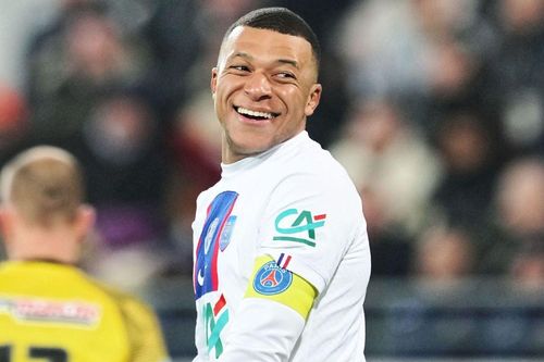 PSG mâu thuẫn, HLV Galtier bào chữa việc 'đặc cách' Mbappe làm đội trưởng
