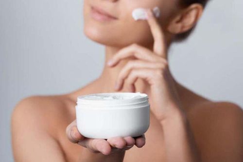 Hướng dẫn lựa chọn kem dưỡng da phù hợp