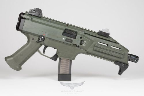 Clip: Khám phá sức mạnh đáng nể của súng tiểu liên Scorpion EVO 3