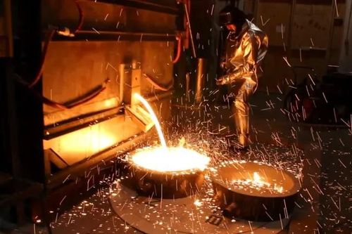 Microsoft và ArcelorMittal đồng đầu tư vào công nghệ thép sạch trị giá 1,6 nghìn tỉ USD