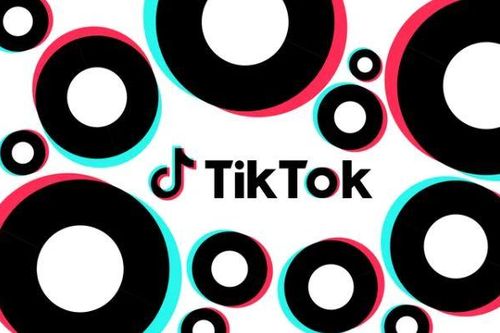 TikTok xác nhận rằng nhân viên của công ty có thể quyết định video nào sẽ được lên xu hướng