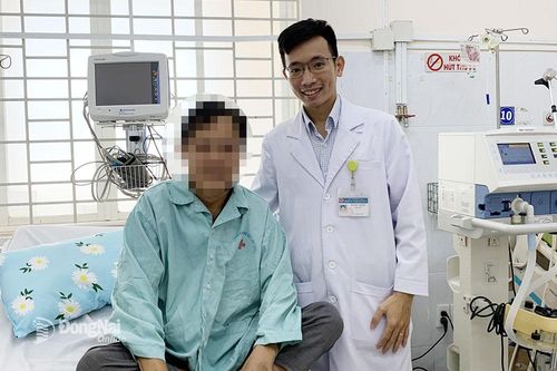 Lọc máu, thay huyết tương điều trị thành công cho 2 bệnh nhân bị viêm tụy cấp rất nặng