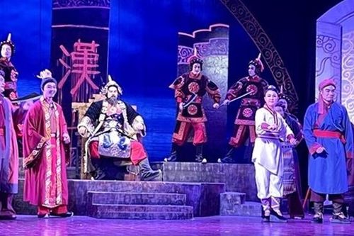 Như hoa mùa xuân