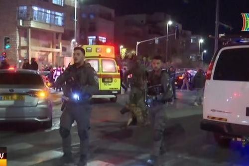 Xả súng tại giáo đường Do Thái ở Jerusalem