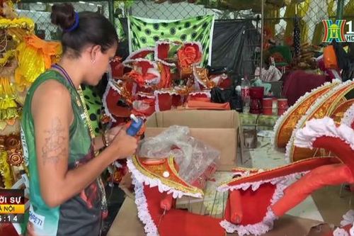 Brazil chuẩn bị cho lễ hội hóa trang Carnival
