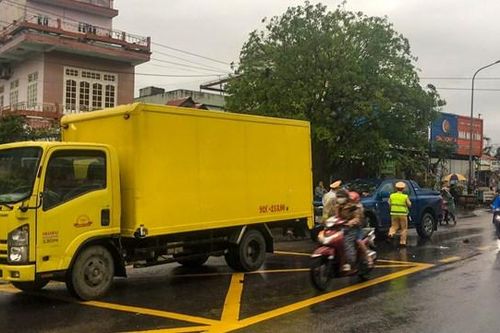 Quảng Nam: Va chạm với xe ô tô, Phó Trưởng ban Tổ chức Huyện ủy Duy Xuyên tử vong