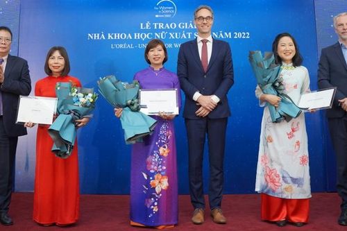 Chân dung 3 nhà khoa học nữ xuất sắc được L'Oreál – UNESCO vinh danh