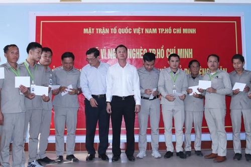 Hỗ trợ giáo viên dạy tiếng Việt tại Lào gặp khó khăn bởi dịch Covid-19