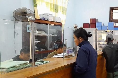 Quảng Trị kiểm tra đột xuất xử lý cán bộ 'ăn cắp' giờ công