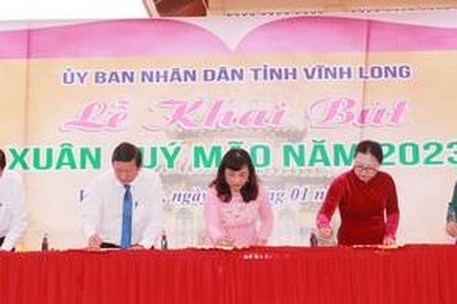 Vĩnh Long tổ chức Lễ khai bút đầu Xuân Quý Mão 2023