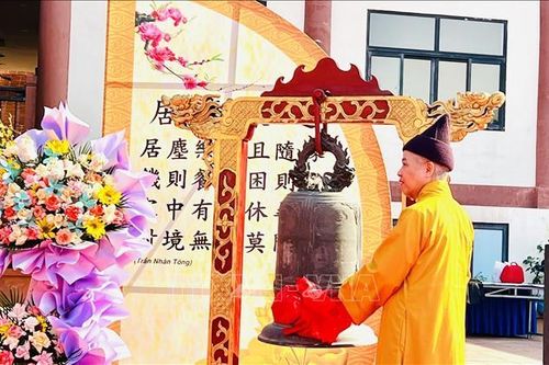 Tưng bừng khai hội Xuân Ngọa Vân 2023