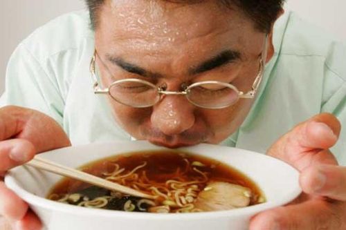 Thói quen ăn uống vô cùng có hại, gây ung thư mà ai cũng mắc, hãy thay đổi ngay trước khi tử thần đến