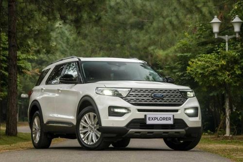 Triệu hồi gần 280 nghìn chiếc Ford Explorer vì lỗi camera