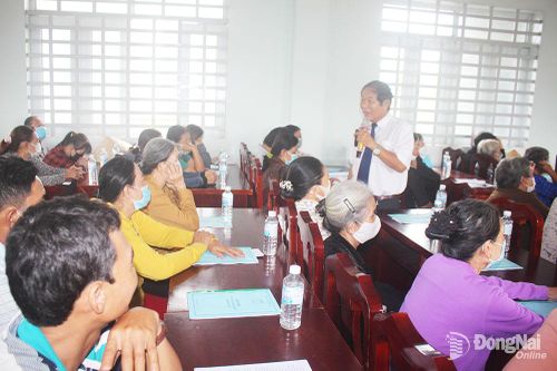 Giải quyết tranh chấp theo tập quán