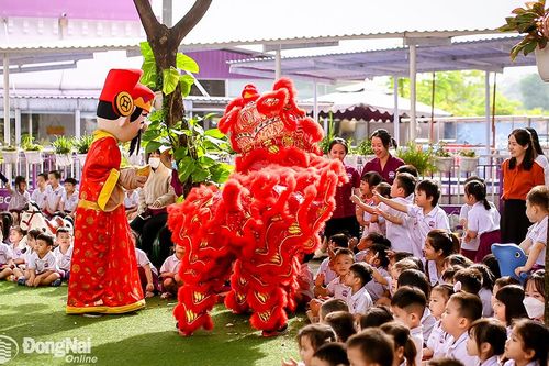 Học sinh các trường đã trở lại học tập bình thường