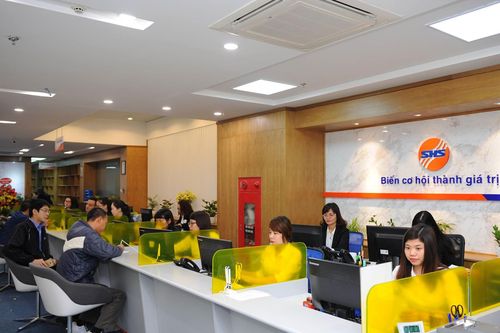 Lợi nhuận SHS về mức thấp nhất kể từ 2017, trả nợ gần 3.000 tỷ đồng