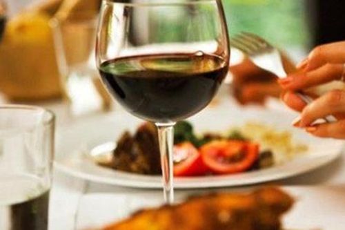 Những thực phẩm ăn khi uống rượu bia sẽ làm tăng nguy cơ ung thư gan, cần sớm thay đổi thói quen xấu này!