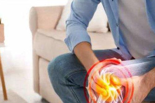 Tại sao lại đau khớp hơn vào mùa đông, có cách kiểm soát cơn đau không?