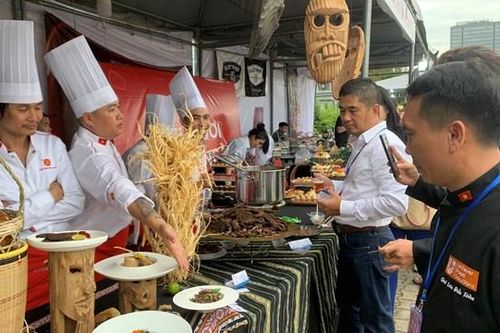Ẩm thực - đòn bẩy kinh tế đêm