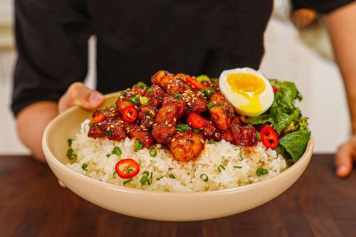 Cách làm cơm thịt heo sốt BBQ