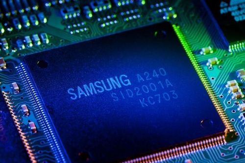Lợi nhuận Samsung xuống thấp nhất 8 năm
