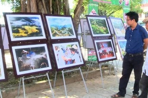 Triển lãm 'Kon Tum - Đất và Người' kỷ niệm 110 năm Ngày thành lập tỉnh