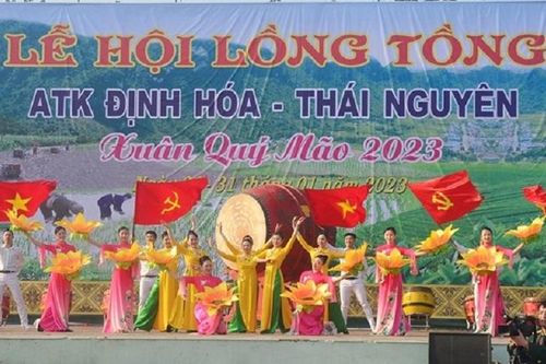 Tưng bừng khai hội Lồng tồng ATK Định Hóa – Thái Nguyên