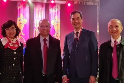 Triển lãm kỷ niệm 50 năm Hiệp định Paris và chương trình đón Tết Nguyên đán của người Việt tại Pháp