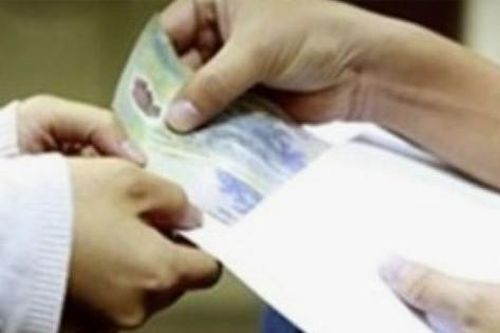 Bắt giam một cán bộ cơ sở cai nghiện ở Bình Dương