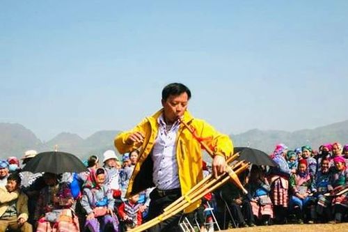 Lễ hội Gầu Tào của người Mông trên cao nguyên trắng Bắc Hà