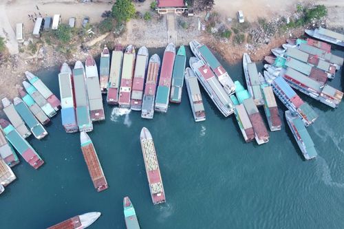 Gần 170 tàu du lịch ở Hòa Bình bị dừng hoạt động vì thiếu kiểm định