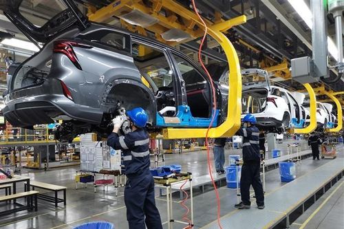 Kinh tế Trung Quốc khởi sắc ngay từ đầu Năm mới 2023