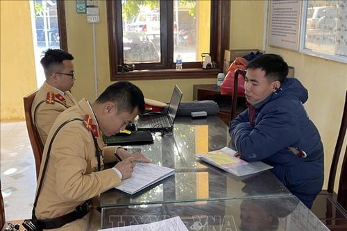 Tuyên Quang: Xử lý nghiêm trường hợp không nhường đường cho xe ưu tiên