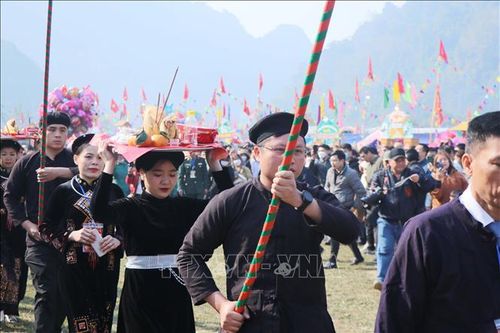 Đặc sắc lễ hội Lồng Tồng Ba Bể