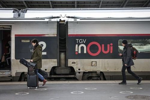 Ca sinh nở đặc biệt trên chuyến tàu cao tốc tại Pháp