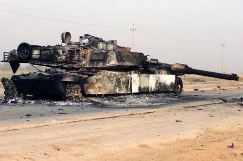 Chuyên gia quân sự Nga nói xe tăng M1 Abrams yếu và có thể bị xuyên thủng bởi pháo tăng T-55