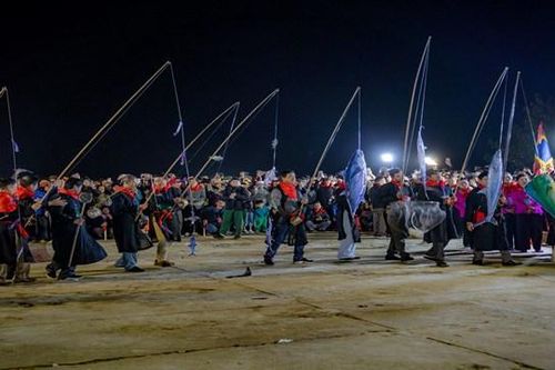 Độc đáo lễ hội cầu ngư đầu năm mới ở Thừa Thiên - Huế