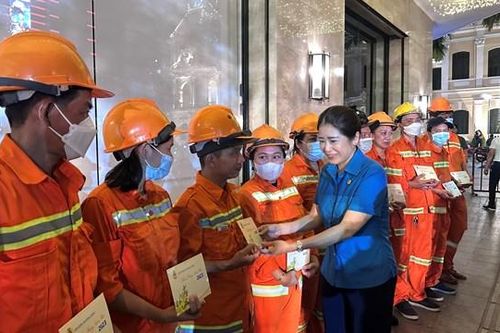 TP HCM chi hơn 1.200 tỷ đồng chăm lo Tết Nguyên đán Quý Mão 2023