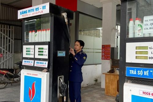 Phát hiện cây xăng vi phạm trong hoạt động kinh doanh tại Thái Bình