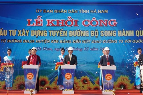 Khởi công tuyến đường bộ song hành Quốc lộ 21 tại Hà Nam