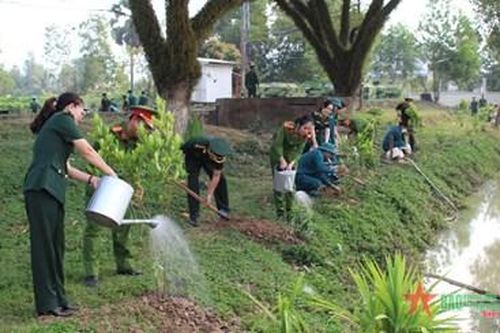 Bộ đội Biên phòng tỉnh Kiên Giang trồng hơn 3.500 cây xanh