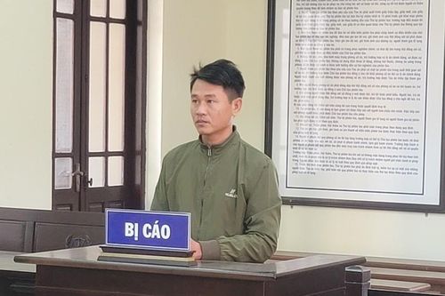 Hải Dương: Cầm cốc ném vào trán Chủ tịch xã…bị xử 9 tháng án treo