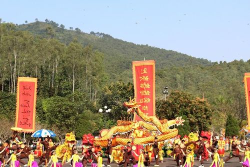 Luring visitors to Nghe An's festivals