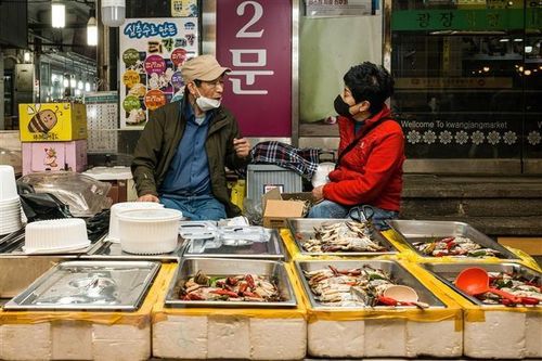 Hàn Quốc: Xuất khẩu giảm mạnh, thâm hụt thương mại kéo dài