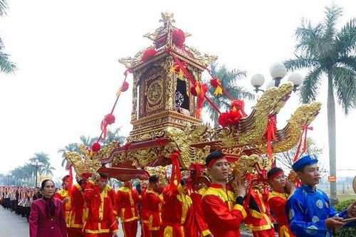 Cận cảnh nghi thức mở đầu cho Lễ hội Khai ấn Đền Trần 2023