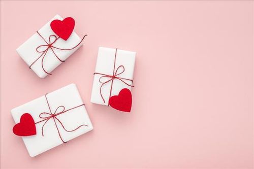 Gợi ý lời chúc Valentine dành cho nửa kia của đấng mày râu