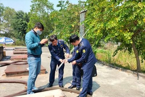 Quản lý thị trường tiếp tục giám sát hoạt động kinh doanh xăng dầu