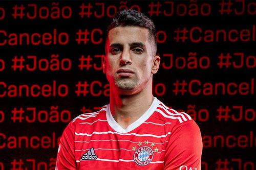 Pep Guardiola dẹp loạn tại Man City