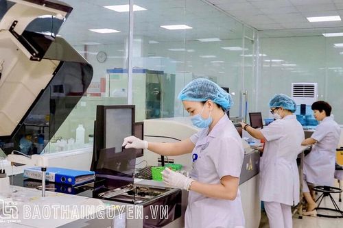 Ở cơ sở y tế đi đầu trong chuyển đổi số